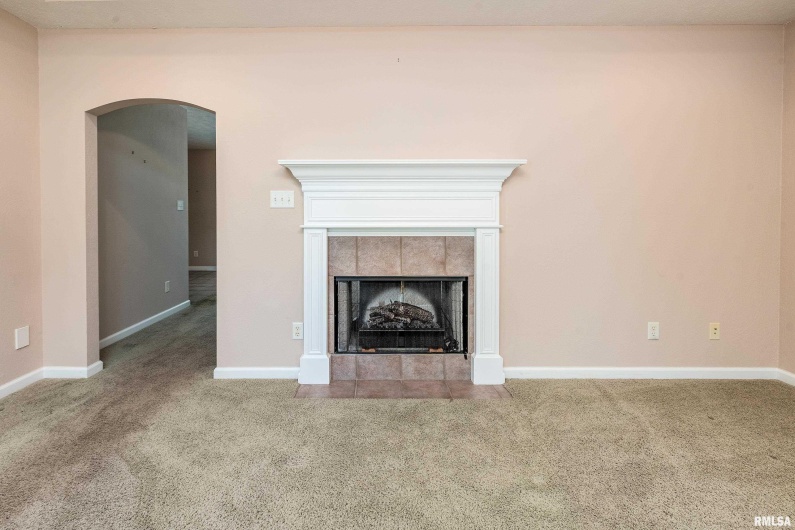 403 ARBOR Drive, Carterville, Illinois 62918, 4 Bedrooms Bedrooms, 0 ,2 BathroomsBathrooms,Residential,For Sale,ARBOR,0,RMAEB459818