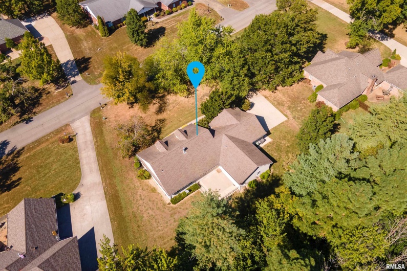 403 ARBOR Drive, Carterville, Illinois 62918, 4 Bedrooms Bedrooms, 0 ,2 BathroomsBathrooms,Residential,For Sale,ARBOR,0,RMAEB459818