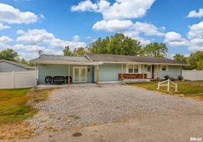 509 BERRY Street, Freeman Spur, Illinois 62841, 3 Bedrooms Bedrooms, 0 ,2 BathroomsBathrooms,Residential,For Sale,BERRY,0,RMAQC4267595