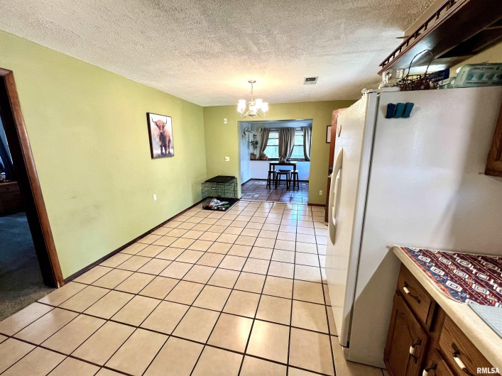 404 OAK Street, Anna, Illinois 62906, 3 Bedrooms Bedrooms, 0 ,2 BathroomsBathrooms,Residential,For Sale,OAK,0,RMAQC4267597