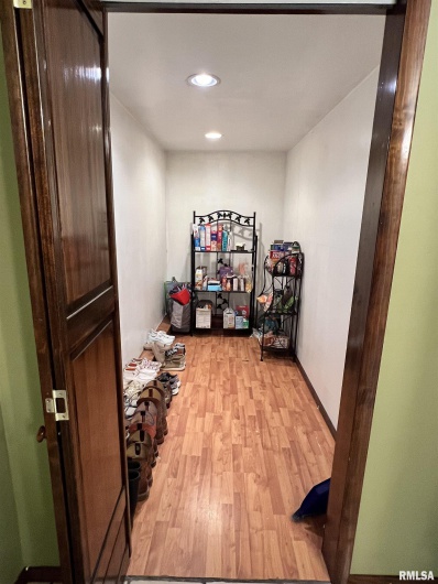 404 OAK Street, Anna, Illinois 62906, 3 Bedrooms Bedrooms, 0 ,2 BathroomsBathrooms,Residential,For Sale,OAK,0,RMAQC4267597