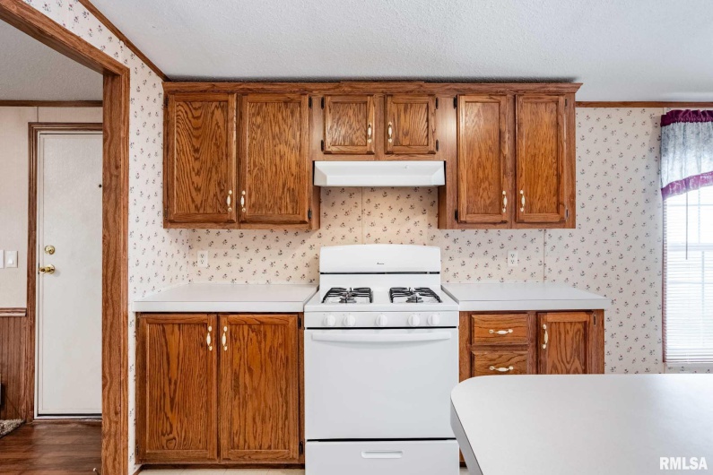 370 DOVE Lane, Elkville, Illinois 62932, 3 Bedrooms Bedrooms, 0 ,2 BathroomsBathrooms,Residential,For Sale,DOVE,0,RMAQC4267609