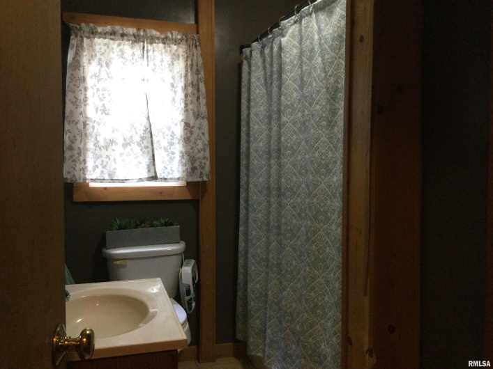820 Old Hwy 51 Highway, Anna, Illinois 62906, 3 Bedrooms Bedrooms, 0 ,2 BathroomsBathrooms,Residential,For Sale,Old Hwy 51,0,RMAQC4267621