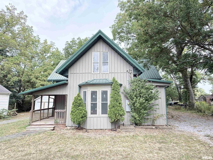 111 LINCOLN Street, Anna, Illinois 62906, 4 Bedrooms Bedrooms, 0 ,2 BathroomsBathrooms,Residential,For Sale,LINCOLN,0,RMAEB459831