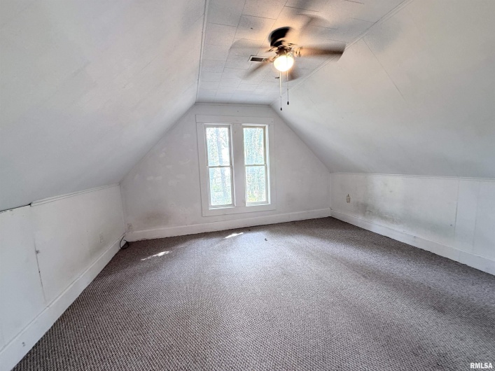 111 LINCOLN Street, Anna, Illinois 62906, 4 Bedrooms Bedrooms, 0 ,2 BathroomsBathrooms,Residential,For Sale,LINCOLN,0,RMAEB459831