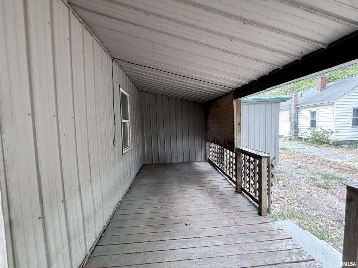 111 LINCOLN Street, Anna, Illinois 62906, 4 Bedrooms Bedrooms, 0 ,2 BathroomsBathrooms,Residential,For Sale,LINCOLN,0,RMAEB459831