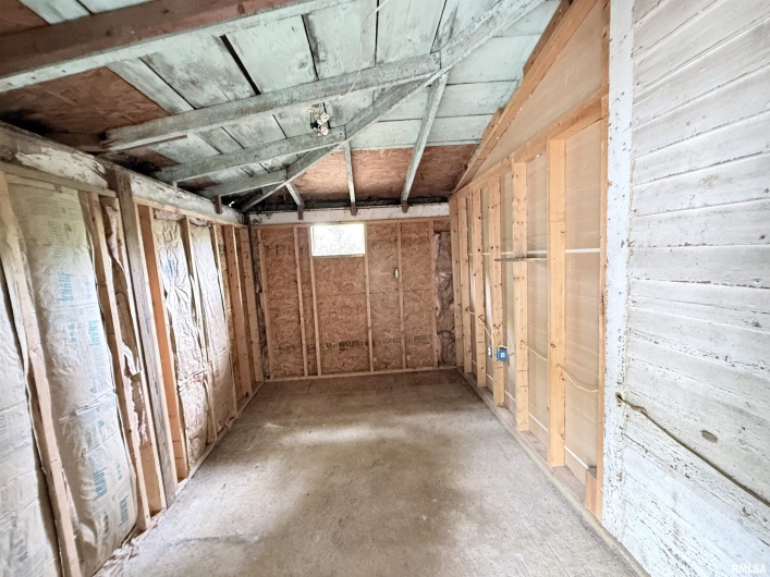 111 LINCOLN Street, Anna, Illinois 62906, 4 Bedrooms Bedrooms, 0 ,2 BathroomsBathrooms,Residential,For Sale,LINCOLN,0,RMAEB459831