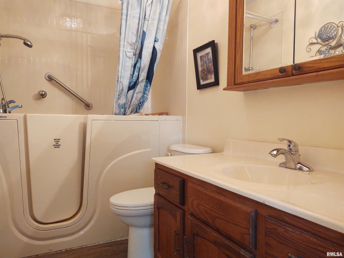 110 Stork Street, Anna, Illinois 62906, 3 Bedrooms Bedrooms, 0 ,2 BathroomsBathrooms,Residential,For Sale,Stork,0,RMAEB459832