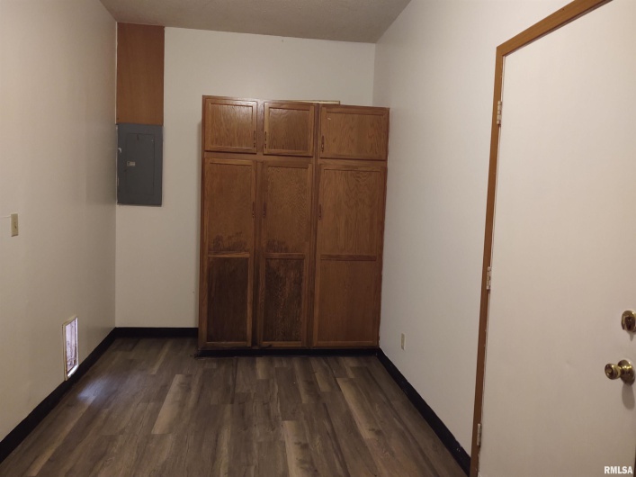 110 Stork Street, Anna, Illinois 62906, 3 Bedrooms Bedrooms, 0 ,2 BathroomsBathrooms,Residential,For Sale,Stork,0,RMAEB459832