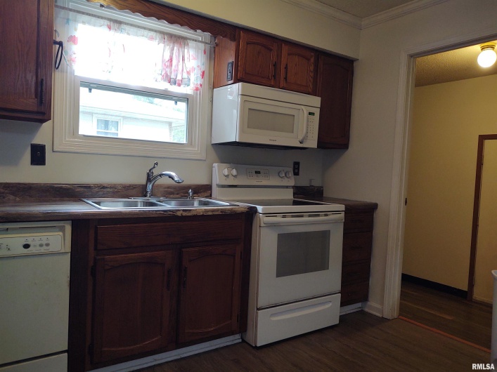 110 Stork Street, Anna, Illinois 62906, 3 Bedrooms Bedrooms, 0 ,2 BathroomsBathrooms,Residential,For Sale,Stork,0,RMAEB459832