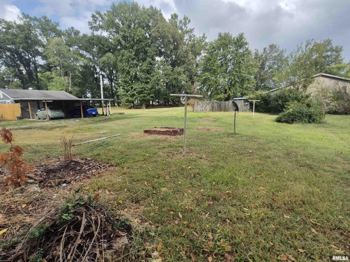 1504 GROVE Street, Eldorado, Illinois 62930, 1 Bedroom Bedrooms, 0 ,1 BathroomBathrooms,Residential,For Sale,GROVE,0,RMAEB459834