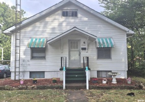 1504 GROVE Street, Eldorado, Illinois 62930, 1 Bedroom Bedrooms, 0 ,1 BathroomBathrooms,Residential,For Sale,GROVE,0,RMAEB459834