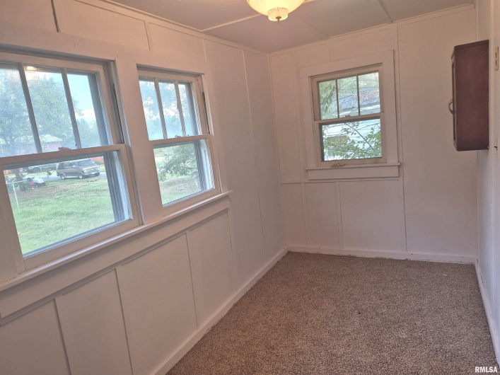 1504 GROVE Street, Eldorado, Illinois 62930, 1 Bedroom Bedrooms, 0 ,1 BathroomBathrooms,Residential,For Sale,GROVE,0,RMAEB459834