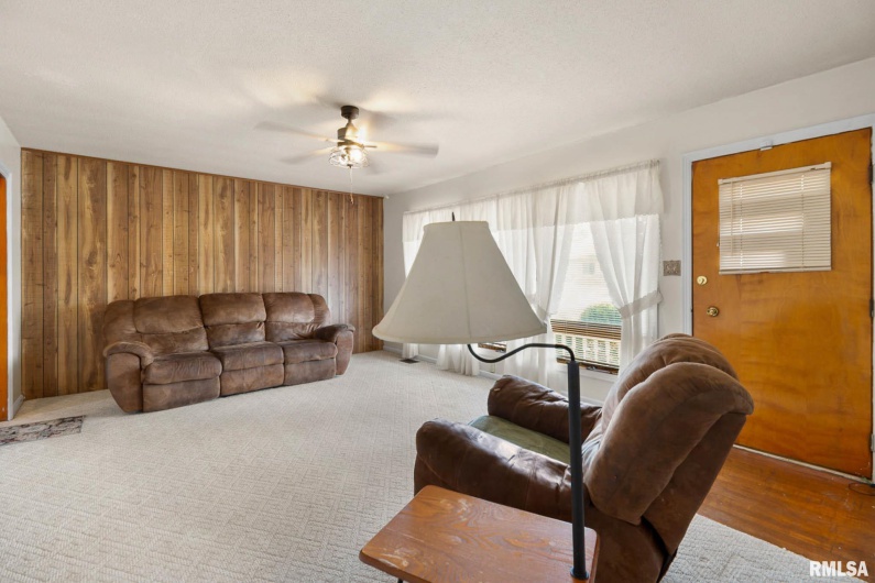 104 Deborann Drive, Carrier Mills, Illinois 62917, 3 Bedrooms Bedrooms, 0 ,1 BathroomBathrooms,Residential,For Sale,Deborann,0,RMAQC4267641