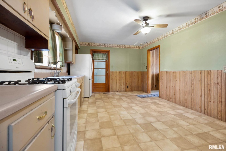 104 Deborann Drive, Carrier Mills, Illinois 62917, 3 Bedrooms Bedrooms, 0 ,1 BathroomBathrooms,Residential,For Sale,Deborann,0,RMAQC4267641