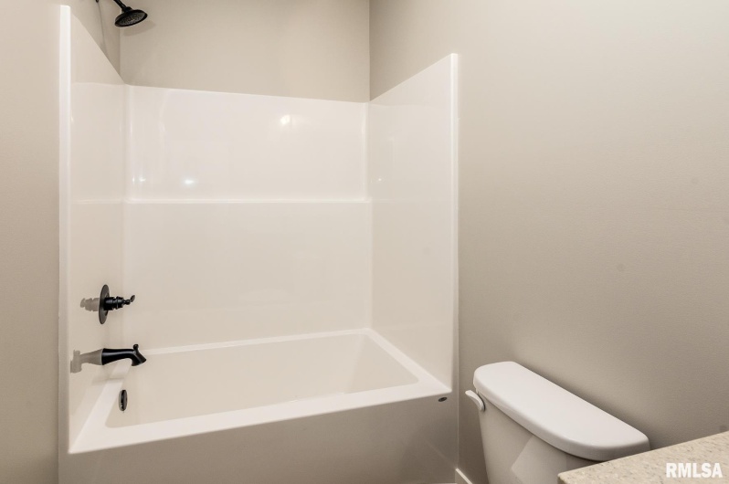 207 Rowatt Street, Cambria, Illinois 62915, 3 Bedrooms Bedrooms, 0 ,2 BathroomsBathrooms,Residential,For Sale,Rowatt,0,RMAEB459837