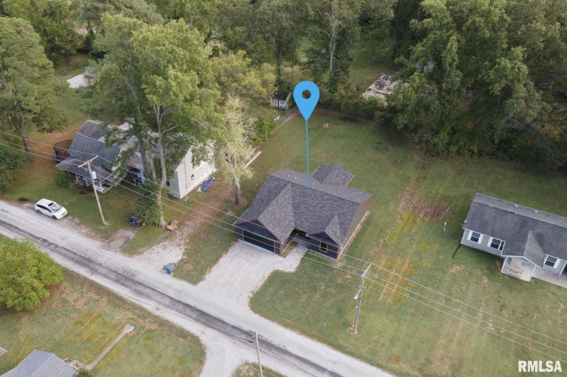 207 Rowatt Street, Cambria, Illinois 62915, 3 Bedrooms Bedrooms, 0 ,2 BathroomsBathrooms,Residential,For Sale,Rowatt,0,RMAEB459837
