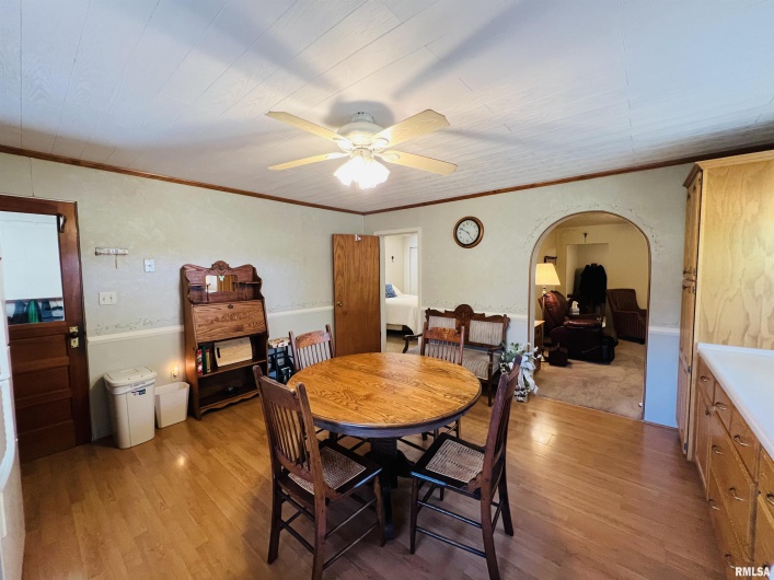 1810 Highway 142 Highway, Eldorado, Illinois 62930, 2 Bedrooms Bedrooms, 0 ,1 BathroomBathrooms,Residential,For Sale,Highway 142,0,RMAEB459838
