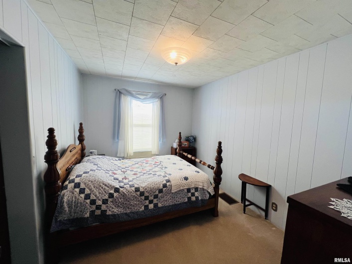 1810 Highway 142 Highway, Eldorado, Illinois 62930, 2 Bedrooms Bedrooms, 0 ,1 BathroomBathrooms,Residential,For Sale,Highway 142,0,RMAEB459838