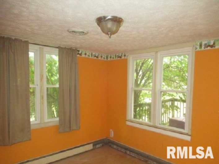 310 BLOSSOM Street, Carterville, Illinois 62918, 3 Bedrooms Bedrooms, 0 ,3 BathroomsBathrooms,Residential,For Sale,BLOSSOM,0,RMAEB459839