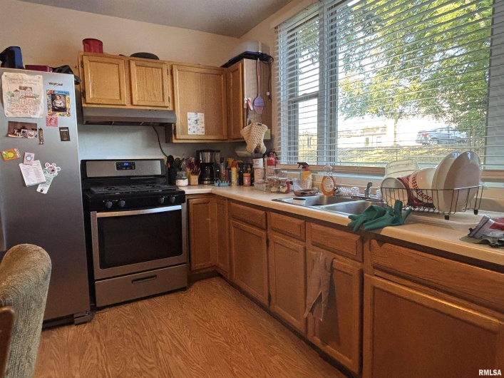 119 WARREN Street, Anna, Illinois 62906, 2 Bedrooms Bedrooms, 0 ,2 BathroomsBathrooms,Residential,For Sale,WARREN,0,RMAEB459849