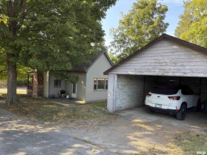 119 WARREN Street, Anna, Illinois 62906, 2 Bedrooms Bedrooms, 0 ,2 BathroomsBathrooms,Residential,For Sale,WARREN,0,RMAEB459849