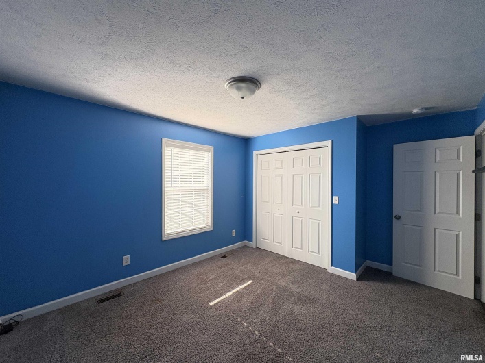 6005 CHANDLER Drive, Carterville, Illinois 62918, 4 Bedrooms Bedrooms, 0 ,2 BathroomsBathrooms,Residential,For Sale,CHANDLER,0,RMAEB459850