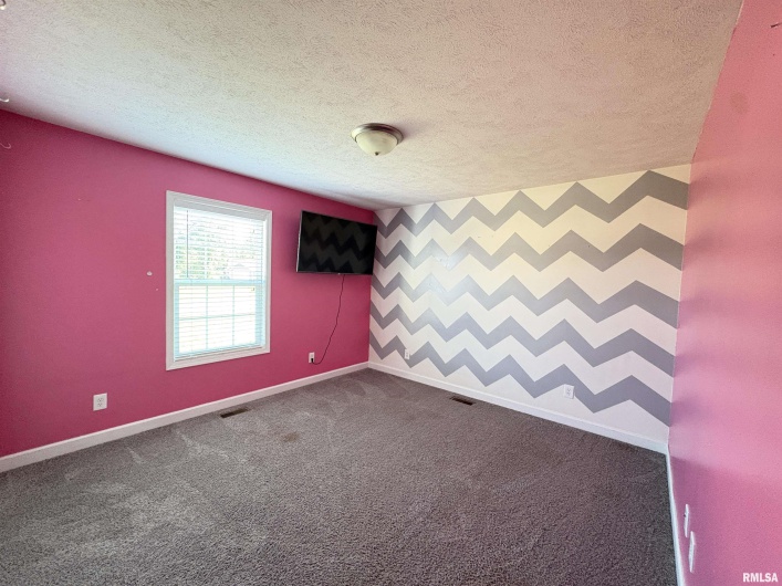 6005 CHANDLER Drive, Carterville, Illinois 62918, 4 Bedrooms Bedrooms, 0 ,2 BathroomsBathrooms,Residential,For Sale,CHANDLER,0,RMAEB459850