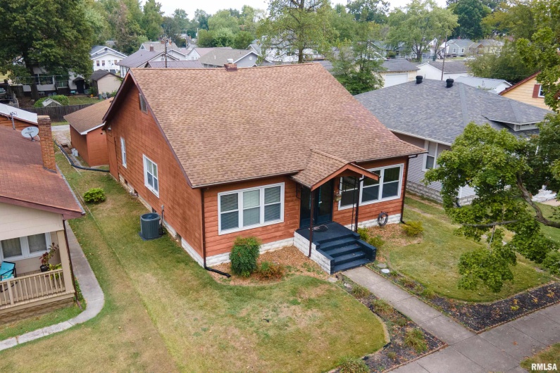 2120 LOGAN Street, Murphysboro, Illinois 62966, 3 Bedrooms Bedrooms, 0 ,1 BathroomBathrooms,Residential,For Sale,LOGAN,0,RMAEB459852