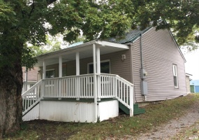 110 EAST Avenue, Anna, Illinois 62906, 3 Bedrooms Bedrooms, 0 ,1 BathroomBathrooms,Residential,For Sale,EAST,0,RMAQC4267709