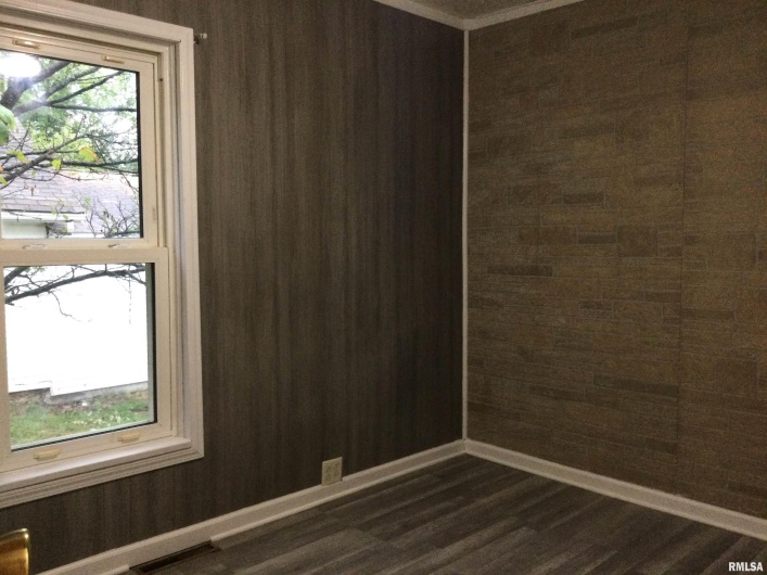 110 EAST Avenue, Anna, Illinois 62906, 3 Bedrooms Bedrooms, 0 ,1 BathroomBathrooms,Residential,For Sale,EAST,0,RMAQC4267709