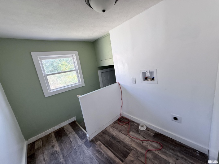 407 BUCHANAN Street, Marion, Illinois 62959, 3 Bedrooms Bedrooms, 0 ,2 BathroomsBathrooms,Residential,For Sale,BUCHANAN,0,RMAEB459865