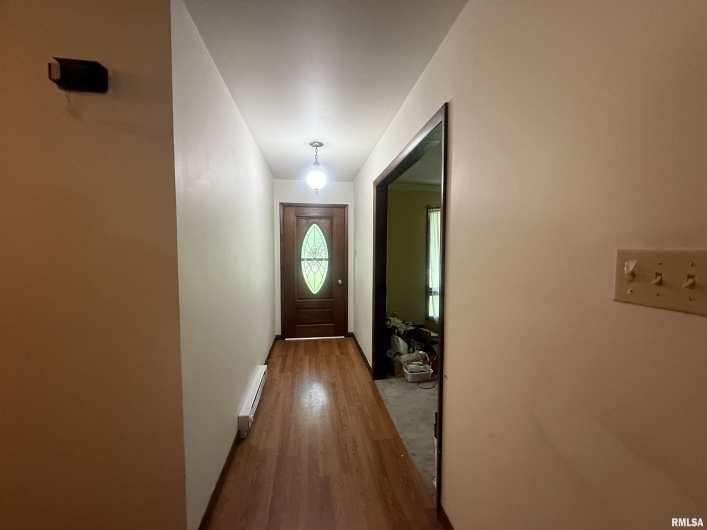 39 Community Lane, Carbondale, Illinois 62901, 3 Bedrooms Bedrooms, 0 ,3 BathroomsBathrooms,Residential,For Sale,Community,0,RMAEB459861