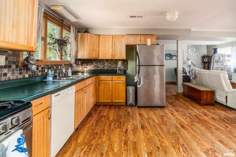350 OAK GROVE Road, Makanda, Illinois 62958, 3 Bedrooms Bedrooms, 0 ,2 BathroomsBathrooms,Residential,For Sale,OAK GROVE,0,RMAEB459867