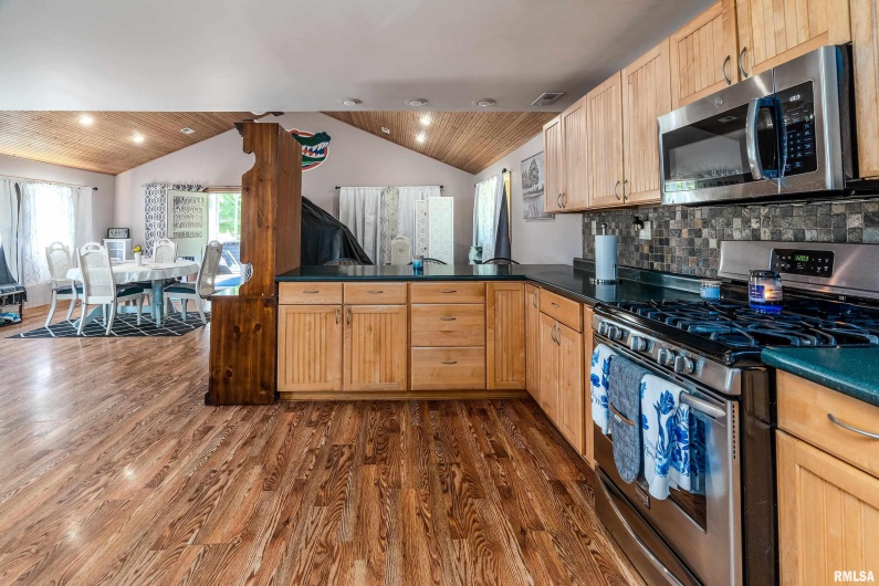 350 OAK GROVE Road, Makanda, Illinois 62958, 3 Bedrooms Bedrooms, 0 ,2 BathroomsBathrooms,Residential,For Sale,OAK GROVE,0,RMAEB459867