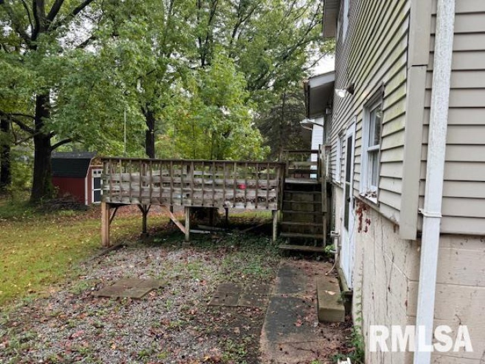 1206 Schwartz Street, Carbondale, Illinois 62901, 5 Bedrooms Bedrooms, 0 ,2 BathroomsBathrooms,Residential,For Sale,Schwartz,0,RMAEB459870