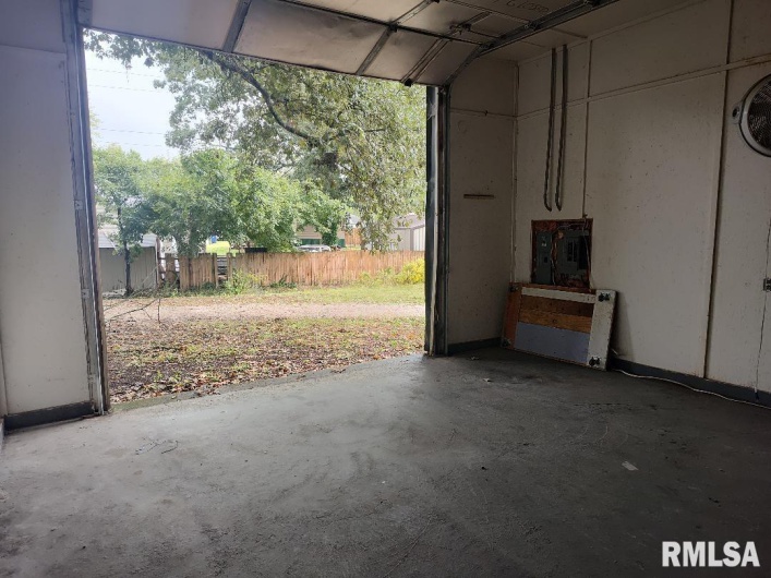 430 3RD Street, Tamms, Illinois 62988, 0 , 0 ,0,Commercial Sale,For Sale,3RD,0,RMAEB459872