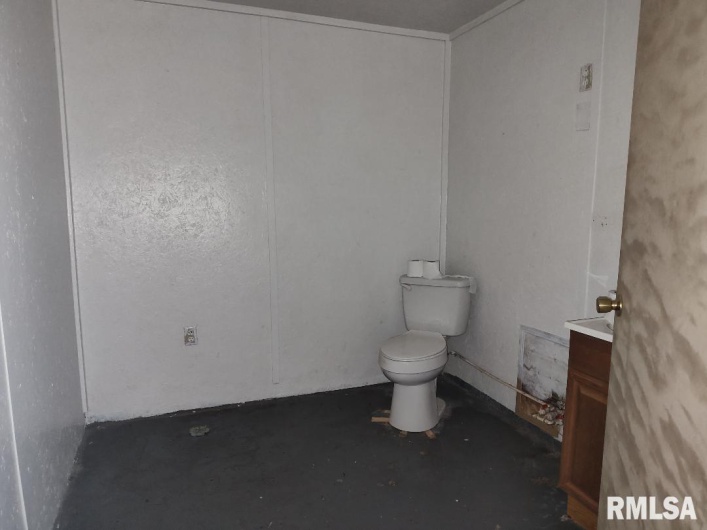 430 3RD Street, Tamms, Illinois 62988, 0 , 0 ,0,Commercial Sale,For Sale,3RD,0,RMAEB459872