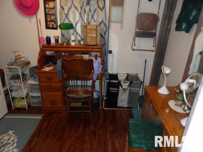 1014 Beulah Street, Eldorado, Illinois 62930, 3 Bedrooms Bedrooms, 0 ,2 BathroomsBathrooms,Residential,For Sale,Beulah,0,RMAEB459873