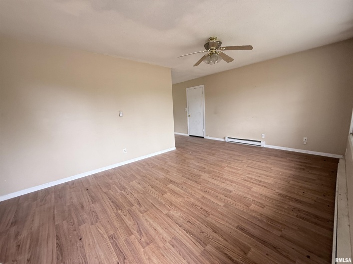 304 Reed Station Road, DeSoto, Illinois 62924, 3 Bedrooms Bedrooms, 0 ,1 BathroomBathrooms,Residential,For Sale,Reed Station,0,RMAEB459880