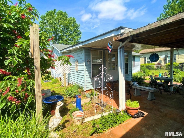 312 16TH Street, Herrin, Illinois 62948, 2 Bedrooms Bedrooms, 0 ,1 BathroomBathrooms,Residential,For Sale,16TH,0,RMAEB459883