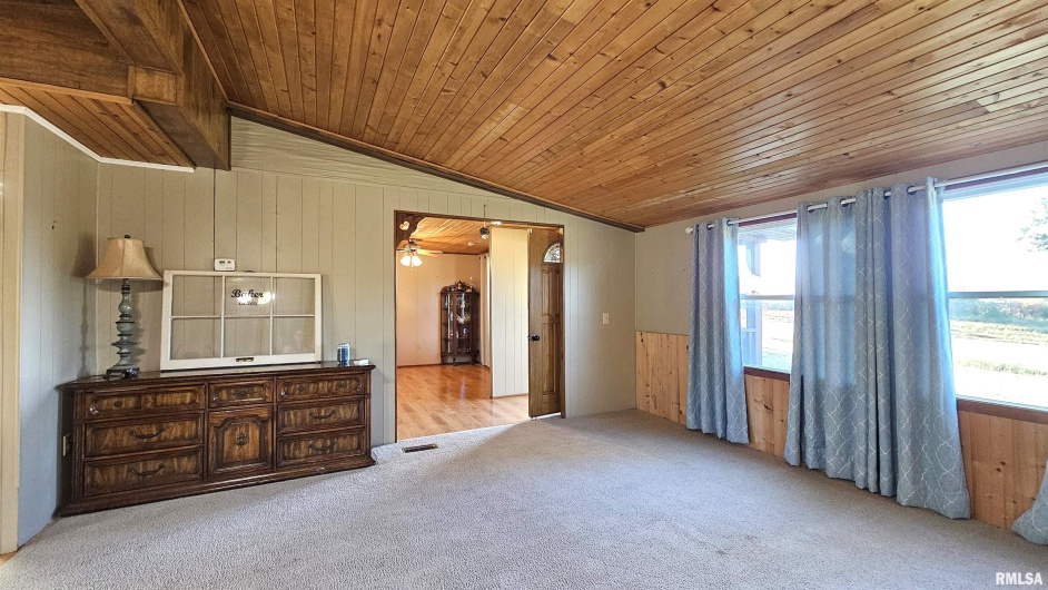14228 Lake Of Egypt Road, Marion, Illinois 62959, 3 Bedrooms Bedrooms, 0 ,2 BathroomsBathrooms,Residential,For Sale,Lake Of Egypt,0,RMAEB459900