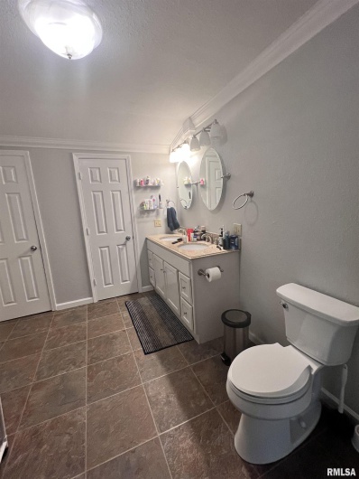 203 PLUM Street, Anna, Illinois 62906, 3 Bedrooms Bedrooms, 0 ,2 BathroomsBathrooms,Residential,For Sale,PLUM,0,RMAQC4267812