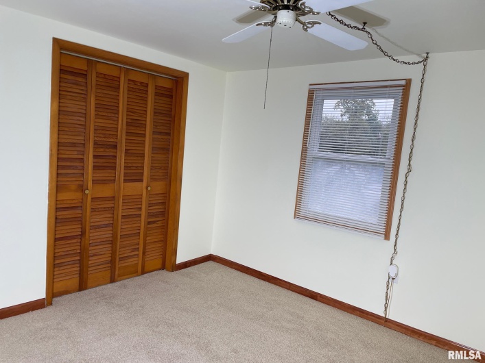 687 5TH Street, Omaha, Illinois 62871, 2 Bedrooms Bedrooms, 0 ,1 BathroomBathrooms,Residential,For Sale,5TH,0,RMAEB459902
