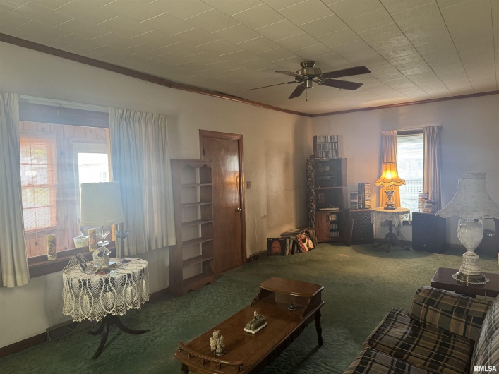 1107 STATE Street, Marion, Illinois 62959, 2 Bedrooms Bedrooms, 0 ,1 BathroomBathrooms,Residential,For Sale,STATE,0,RMAQC4266662