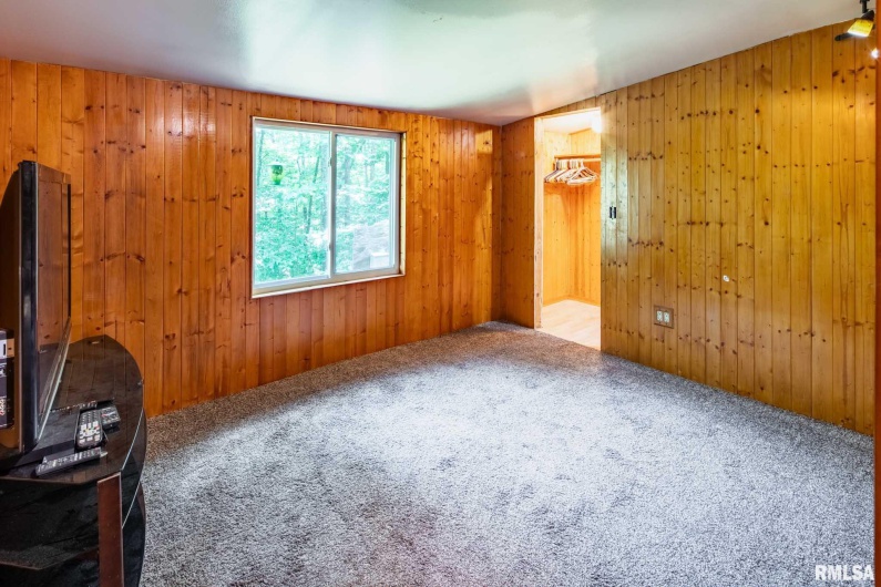 615 Blue Avenue, Creal Springs, Illinois 62922, 2 Bedrooms Bedrooms, 0 ,1 BathroomBathrooms,Residential,For Sale,Blue,0,RMAQC4265369