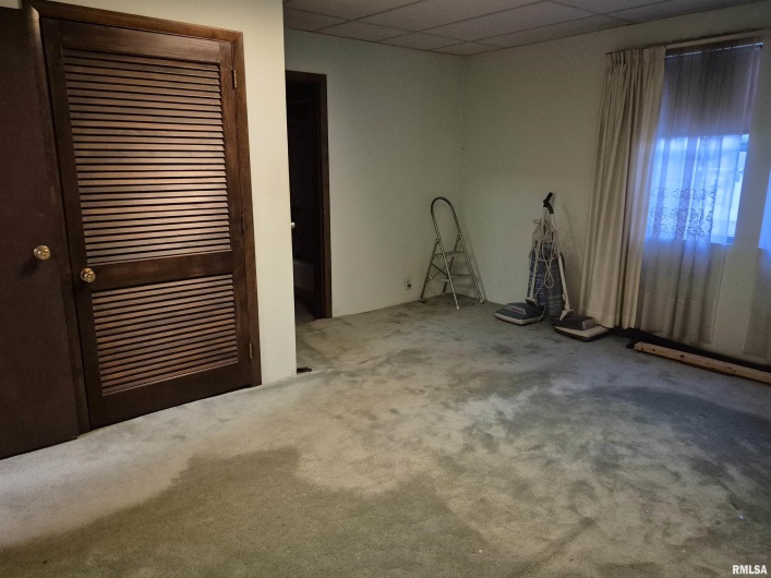 1000 & 1001 TAYLOR Street, Eldorado, Illinois 62930, 2 Bedrooms Bedrooms, 0 ,1 BathroomBathrooms,Residential,For Sale,TAYLOR,0,RMAEB459904
