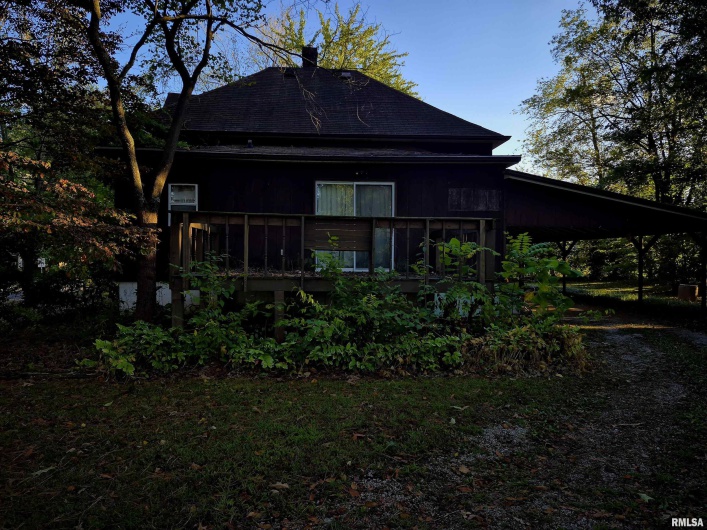 1000 & 1001 TAYLOR Street, Eldorado, Illinois 62930, 2 Bedrooms Bedrooms, 0 ,1 BathroomBathrooms,Residential,For Sale,TAYLOR,0,RMAEB459904