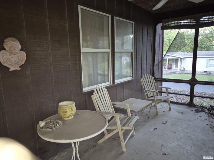 1000 & 1001 TAYLOR Street, Eldorado, Illinois 62930, 2 Bedrooms Bedrooms, 0 ,1 BathroomBathrooms,Residential,For Sale,TAYLOR,0,RMAEB459904