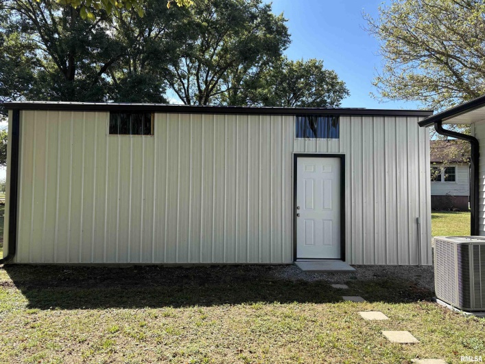 125 JACOB Street, Wolf Lake, Illinois 62998, 3 Bedrooms Bedrooms, 0 ,2 BathroomsBathrooms,Residential,For Sale,JACOB,0,RMAEB459905
